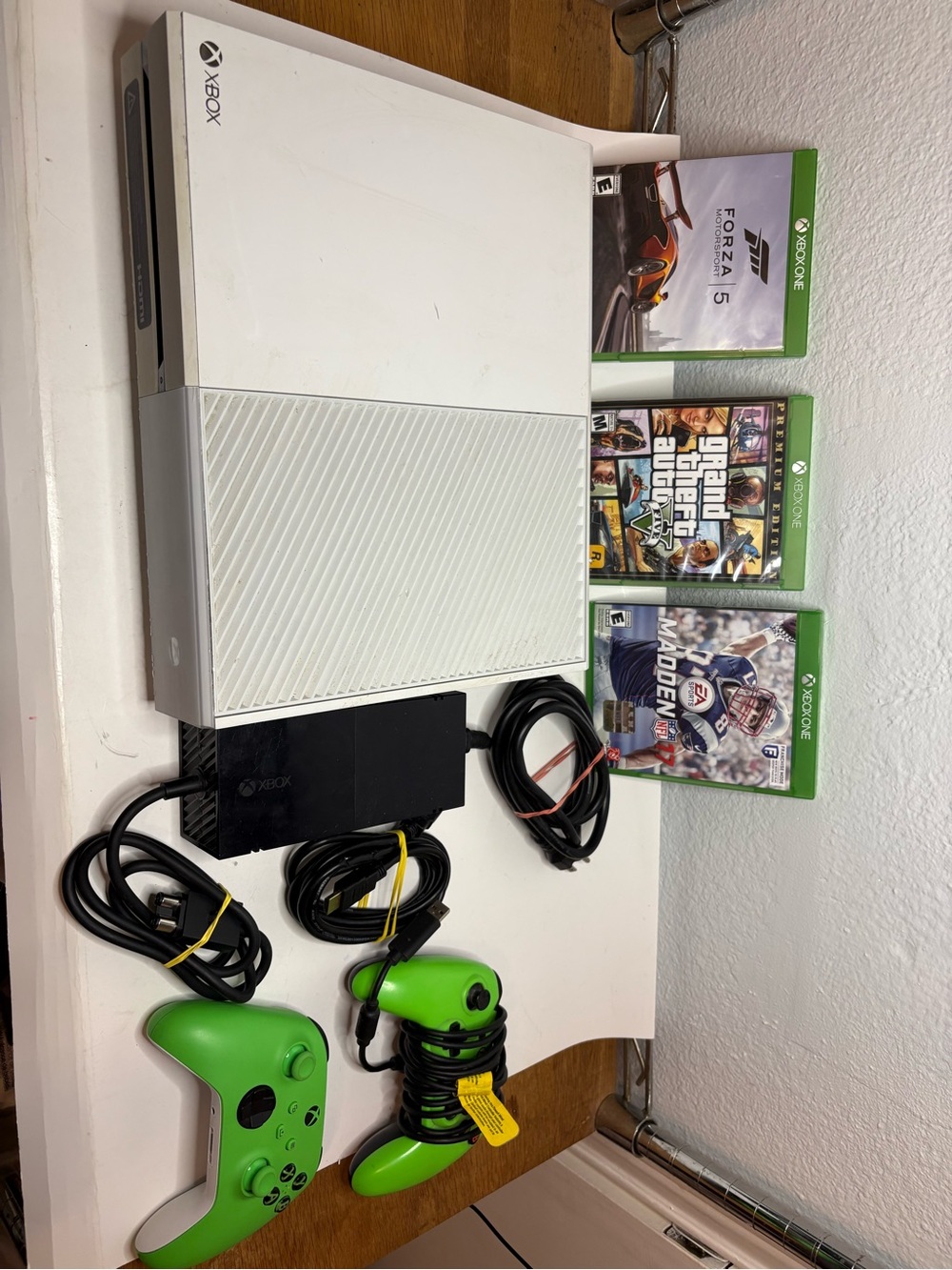 Xbox One s  White Console Bundle with Green Controllers